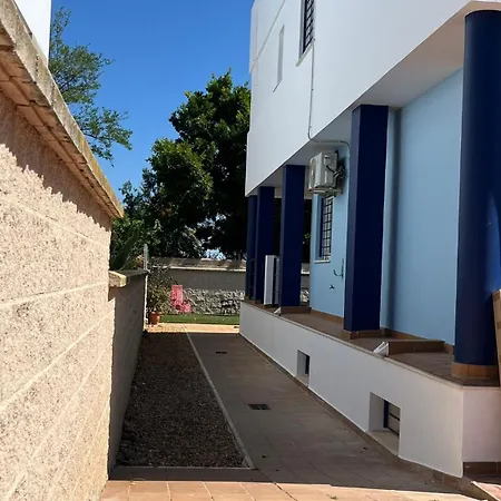 Holiday home La Casa Azul Isla Canela